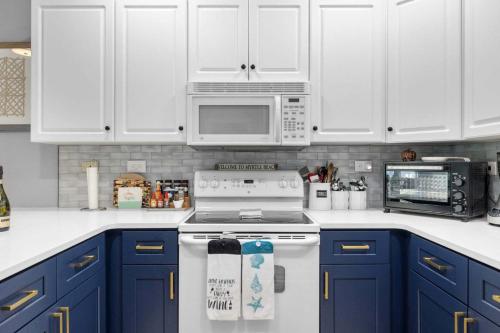 Newly Renovated 3BR at World Tour photo 14