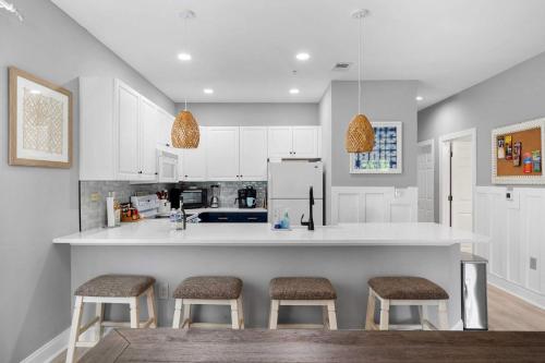 Newly Renovated 3BR at World Tour photo 25