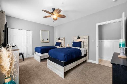 Newly Renovated 3BR at World Tour photo 36