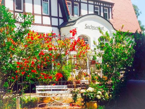 Κήπος έξω από το romantische Ferienwohnung Sachsenhof 2