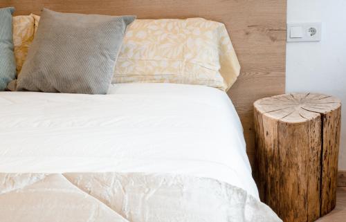 Postel nebo postele na pokoji v ubytování Casa Joana - Apartamento La Colomina