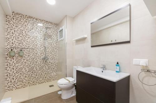 Diáfano, amplio y luminoso by CABANA Rentalsにあるバスルーム