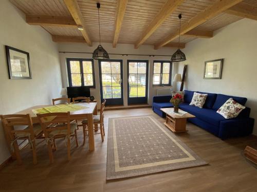 Posezení v ubytování 4-Raum Apartment bis 8 Pers 41