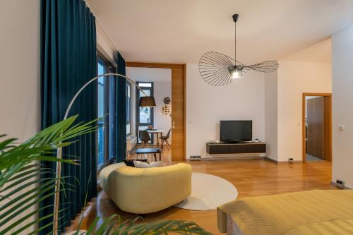 Μια τηλεόραση ή/και κέντρο ψυχαγωγίας στο EASYLIFE - Apartment Retro