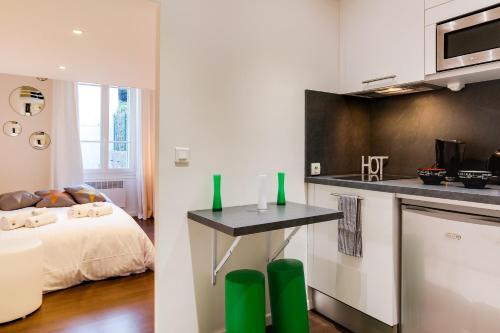 Photo de la galerie de l'établissement Cannes centre Cosy appartement, à Cannes