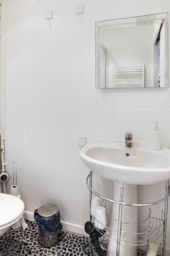 Cannes centre Cosy appartement avec mezzanine