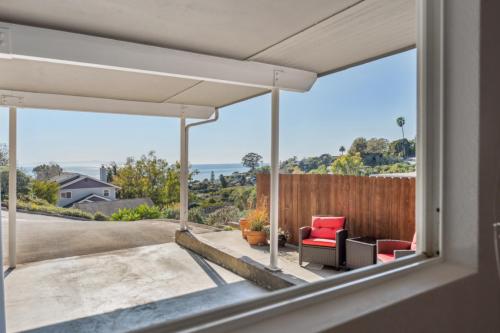 Χώρος καθιστικού στο Whitney Oceanview Studio