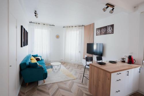 Μια τηλεόραση ή/και κέντρο ψυχαγωγίας στο Le cosy del Rey, Logement T2