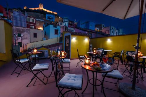 Restaurace v ubytování S'apposentu - Un'angolo di Paradiso con la Vista sul Castello