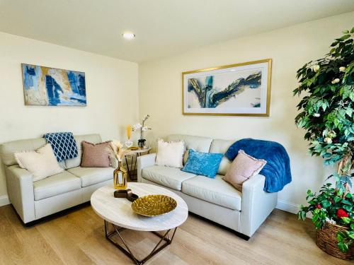 Χώρος καθιστικού στο Entire house with 3 bedrooms The Peaceful Escape