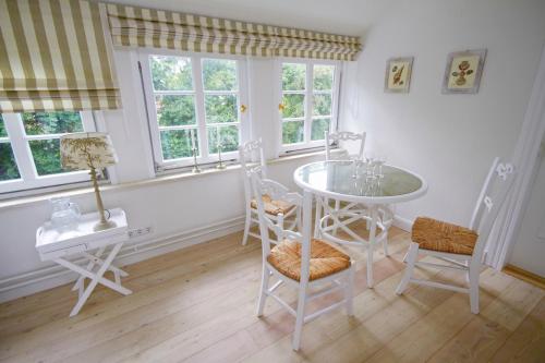 Fotografie z fotogalerie ubytování Strandhaus Falshöft 1 v destinaci Nieby