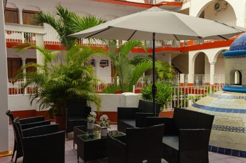 Restaurace v ubytování Hotel Encino Malecón Centro Puerto Vallarta