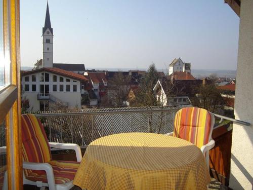 Un balcón o terraza de Castle View Comfortable Holiday Residence