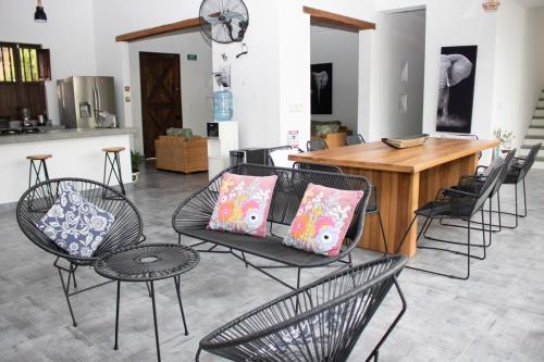 Χώρος καθιστικού στο Perfect home to share with family and friends