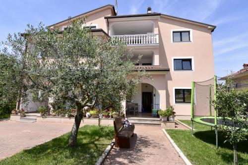 Apartments for families with children Umag - 23671