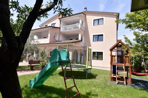 Apartments for families with children Umag - 23671
