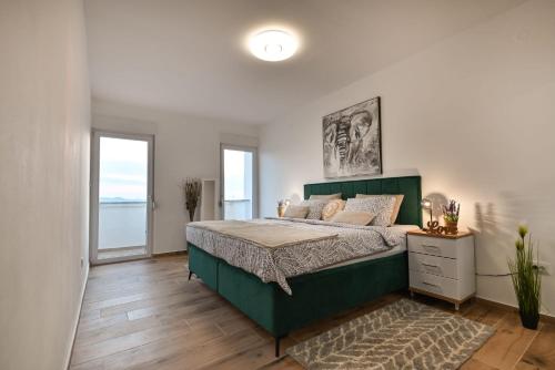 Apartments with WiFi Zadar - 23874
