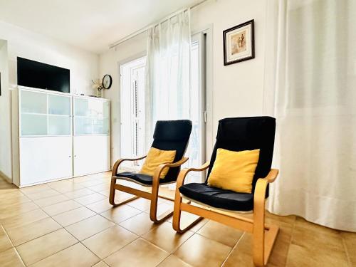 Playa. Amplio apartamento para 6 en Roses ubicación ideal
