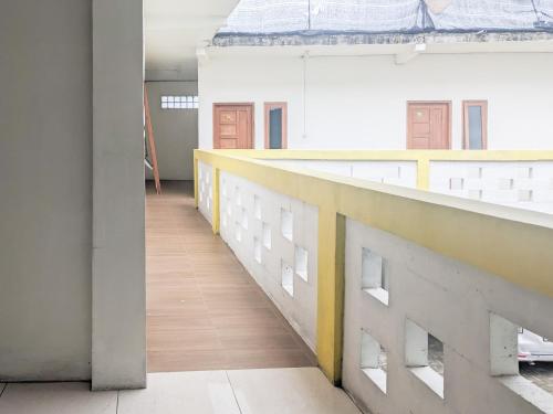 Imagen de la galería de Hotel Gunting Asri Ngawi RedPartner, en Kendung