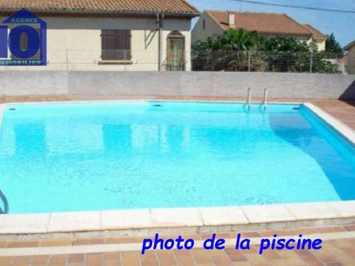 Appart 2 ch avec loggia à 100m du centre - FR-1-781-89