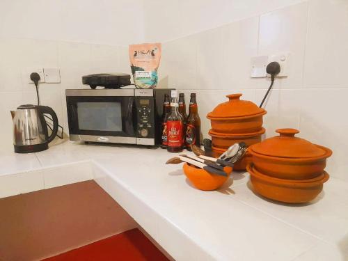 Dapur atau dapur kecil di Suvasam Negombo Beach House