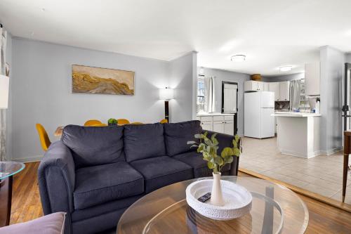 a living room with a couch and a table at Cozy Home in Oak Ridge w 3BR in Oak Ridge