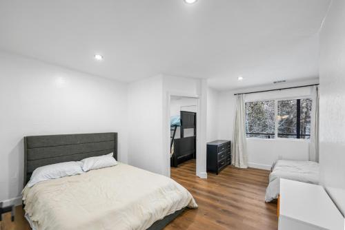 Ένα ή περισσότερα κρεβάτια σε δωμάτιο στο THE Cabin