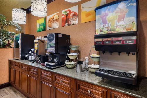 Fotografie z fotogalerie ubytování Suburban Studios Syracuse Fairgrounds v destinaci Syracuse