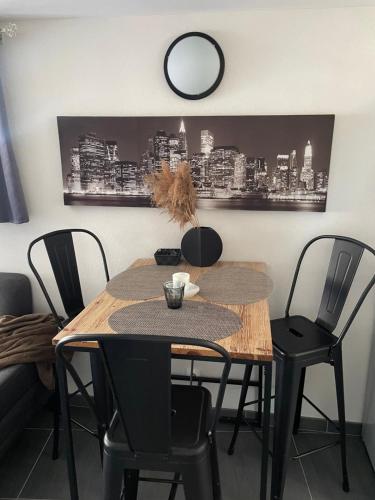 Photo de la galerie de l'établissement Studio Cosy avec Grand Jardin Privatif Oasis Provençale à Taradeau, à Taradeau