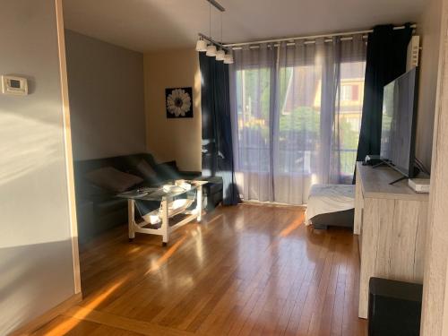 Maison 6 personnes jardin clos et coin terrasse