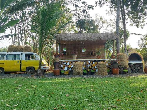 Jardín al aire libre en The Lazy Farm - Homestay & Glamping