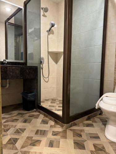 Un baño de K Garden Hotel (BS)