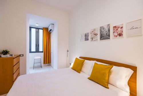 Metro Università Apartment by Wonderful Italy
