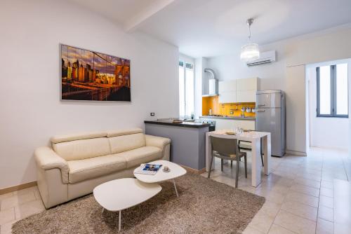 Metro Università Apartment by Wonderful Italy