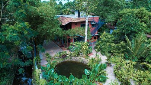 Κήπος έξω από το Manah Homestay Alleppey