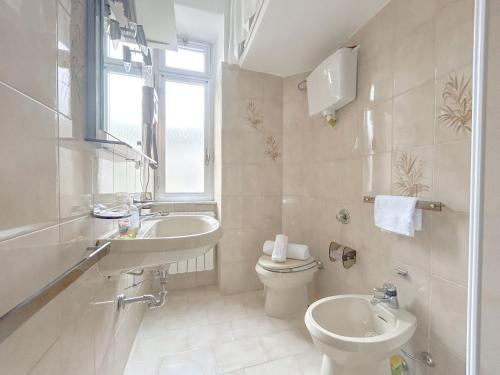 Ένα μπάνιο στο Ikea e Metro 7 min - Appartamento Con Free Wifi