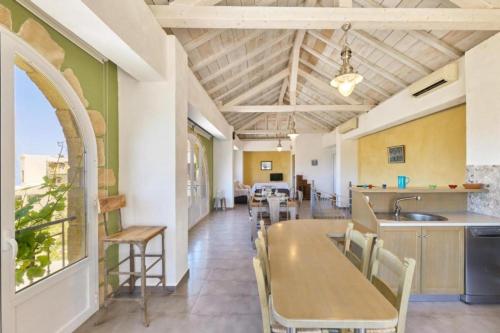 Εστιατόριο ή άλλο μέρος για φαγητό στο Elaiona Country Home