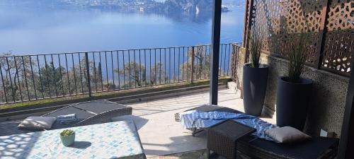 Dream lake PANORAMA, garage in the center of Varenna photo 2