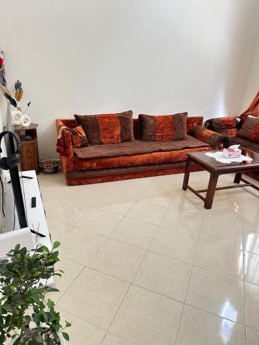 Posezení v ubytování Charming and Comfortable Room Near Marrakech Airport