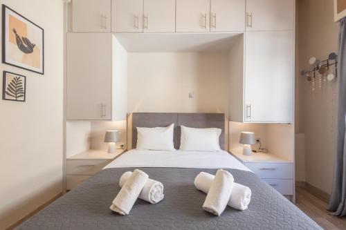 Kastella Waves Chic 2-Bedroom Getaway