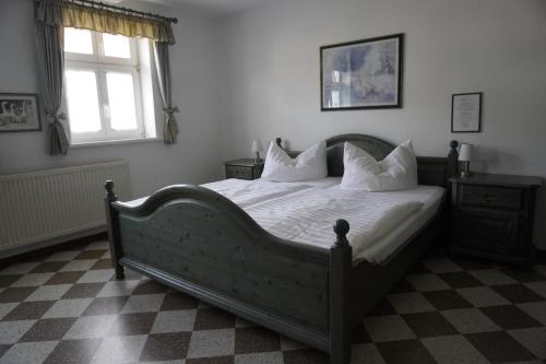 Ένα ή περισσότερα κρεβάτια σε δωμάτιο στο Hotel & Restaurant zur Post