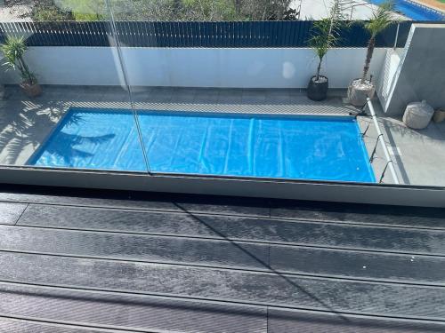 Bazén v ubytování Villa R&M with Pool and Jacuzzi nebo v jeho okolí