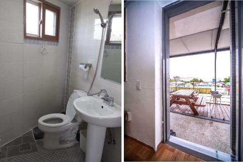 two pictures of a bathroom with a toilet and a sink at Pohang Rainbow Pension in Pohang