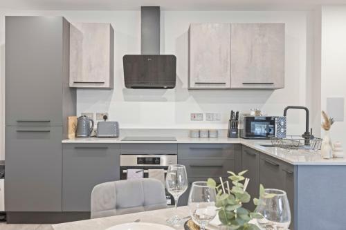 Kuchyň nebo kuchyňský kout v ubytování York Elegant Central Flat - Sleeps 5 - Gym