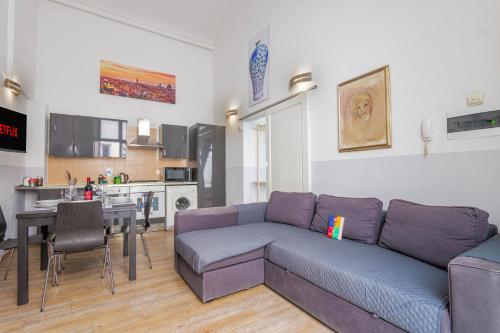 Loft Moderno, 5 min SMN x4, AC, Wi-Fi, No ZTL