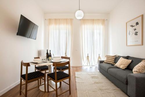 Sunny Spacious apartment for 6 guests