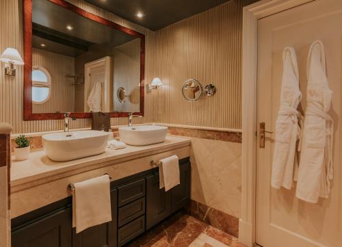 Wellington Hotel & Spa Madrid Image