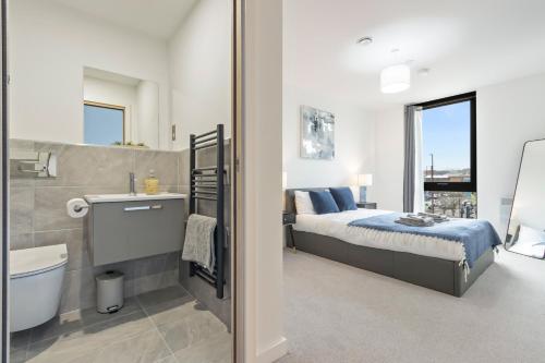 Ένα μπάνιο στο Walk to York Minister - Central Flat - Sleeps 7-Gym