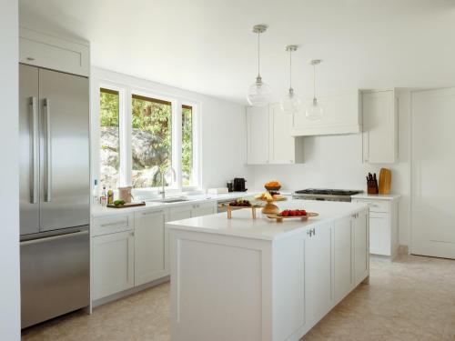 Dapur atau dapur kecil di Rosewood Little Dix Bay