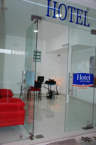 Ο χώρος του λόμπι ή της ρεσεψιόν στο Hotel Cermar Plaza